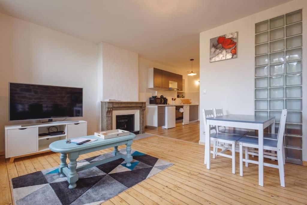 L'Appart De La Comedie-Centre Apartment Bourg-en-Bresse Bagian luar foto