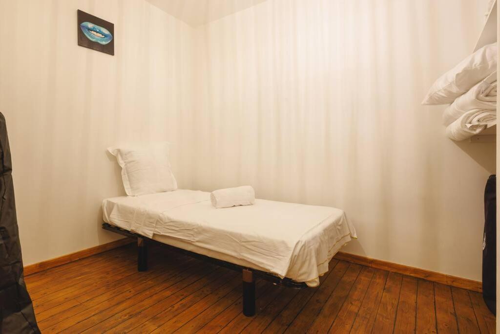 L'Appart De La Comedie-Centre Apartment Bourg-en-Bresse Bagian luar foto