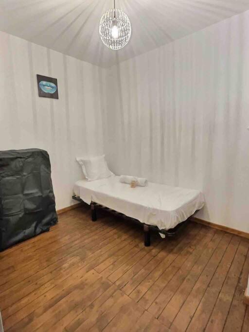 L'Appart De La Comedie-Centre Apartment Bourg-en-Bresse Bagian luar foto